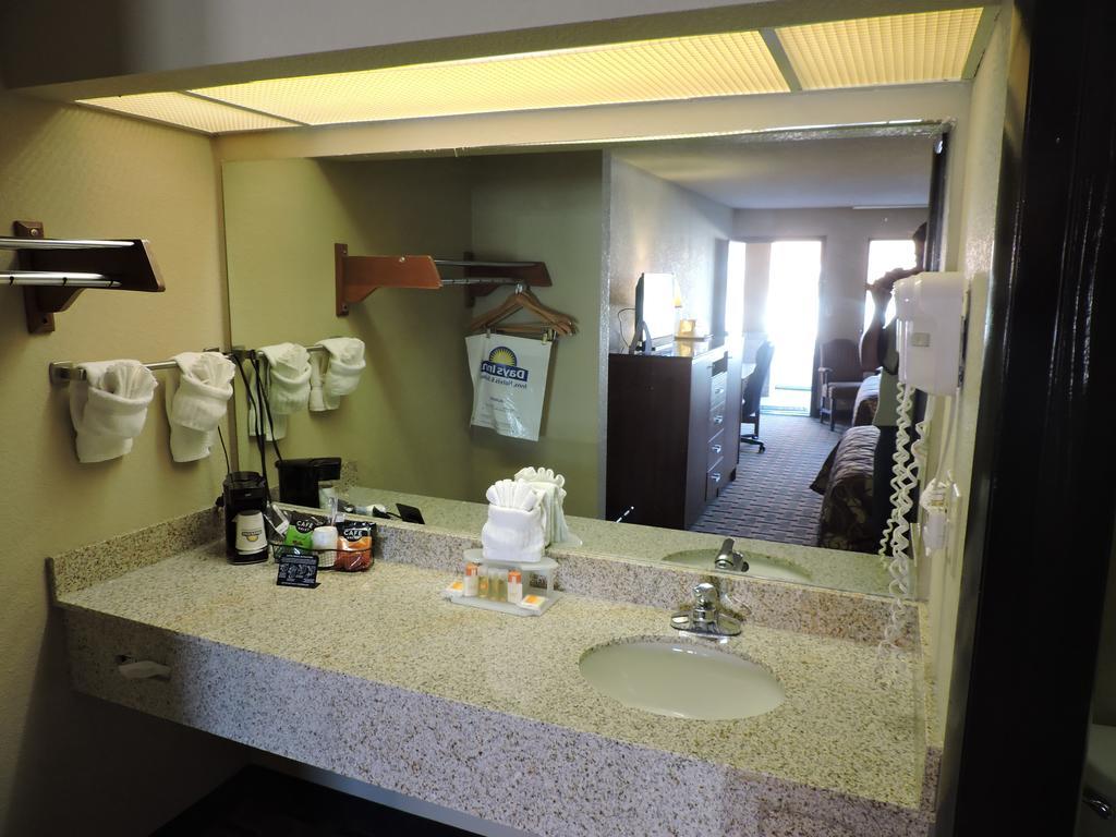 Days Inn Conover/Hickory Δωμάτιο φωτογραφία