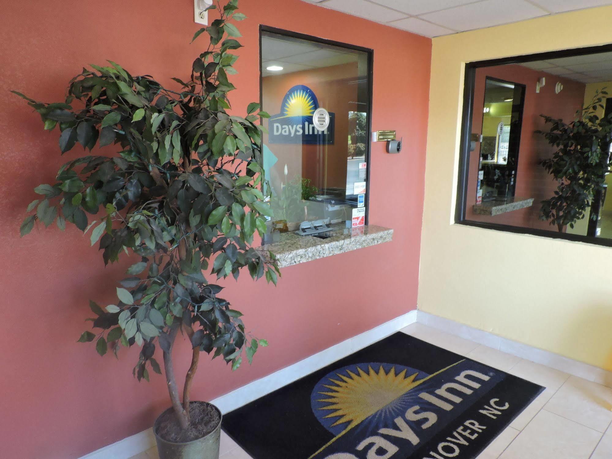 Days Inn Conover/Hickory Εξωτερικό φωτογραφία